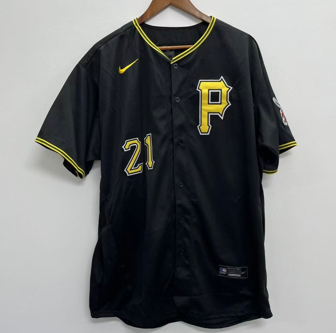 Roberto Clemente Pittsburgh Pirates Official MLB Nike product image 3
