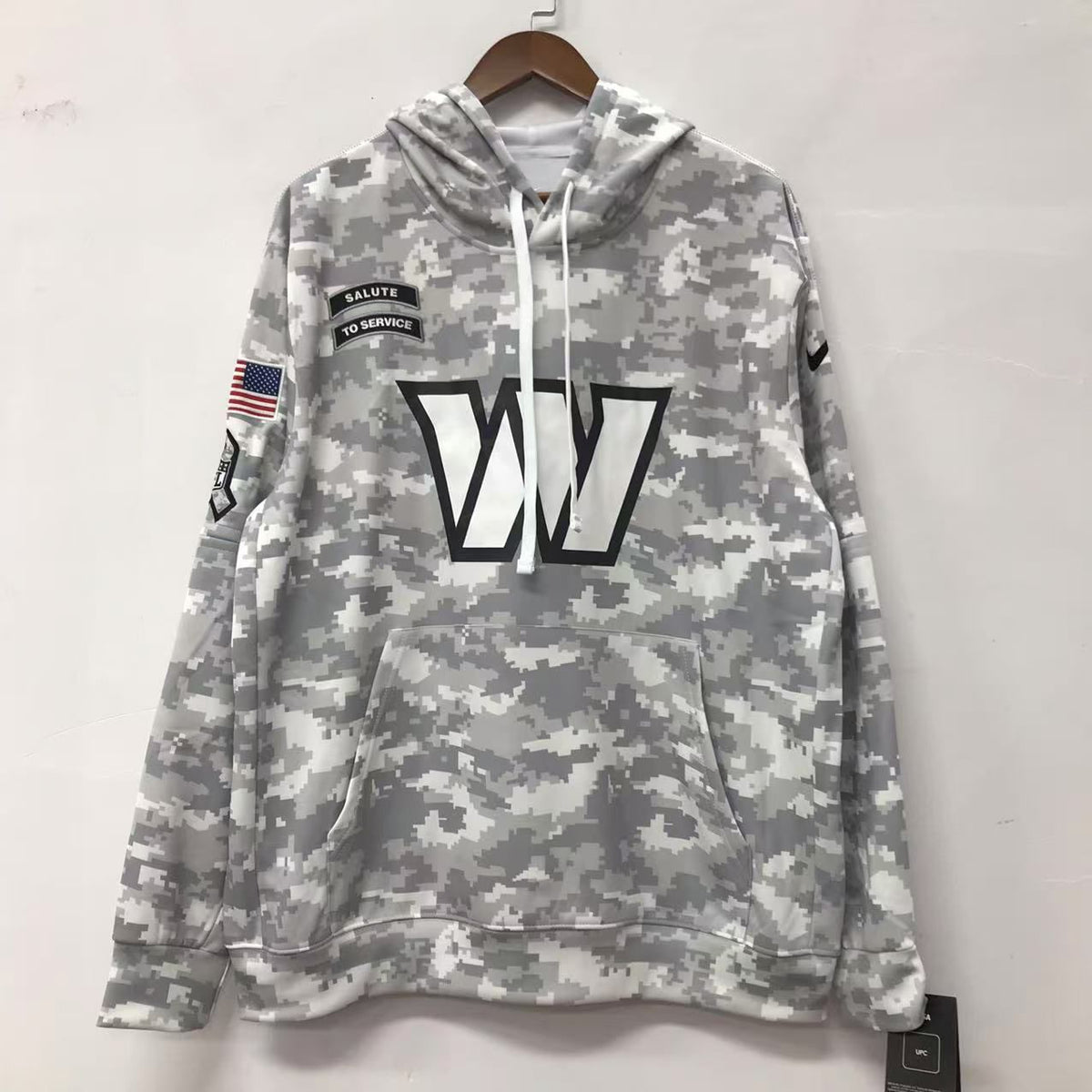 Washington Commanders Salute to Service Nike hoodie 2024 product image 1