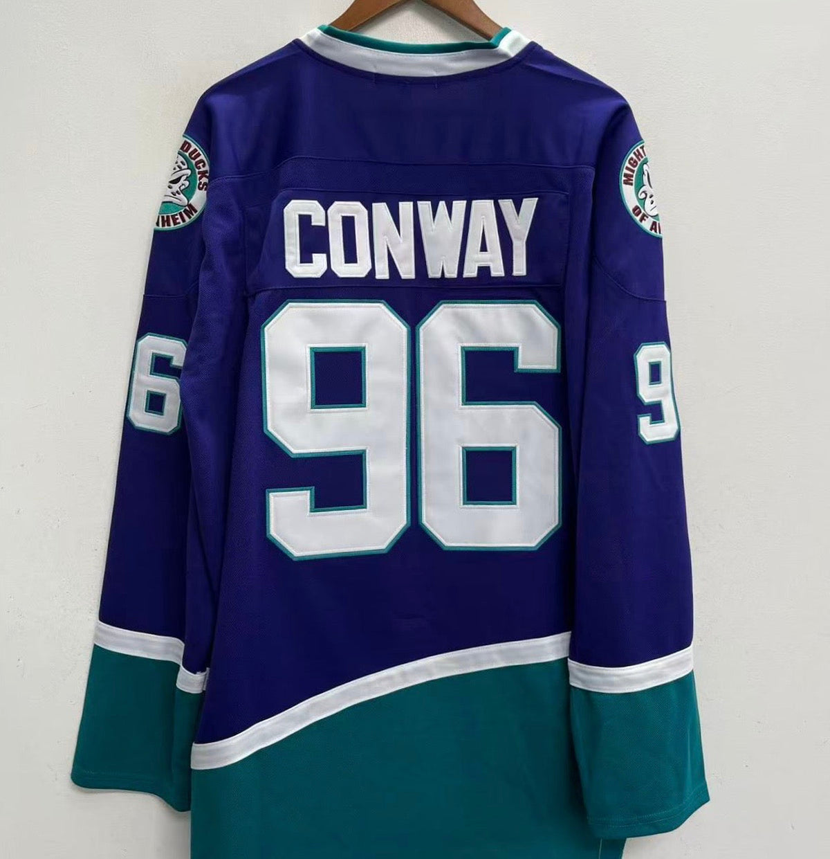 Charlie Conway jersey The Mighty Ducks 1992 Movie product image 2