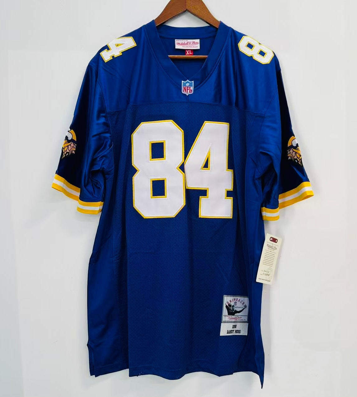 Randy Moss Minnesota Vikings NFL Mitchell & Ness Jersey product image 2
