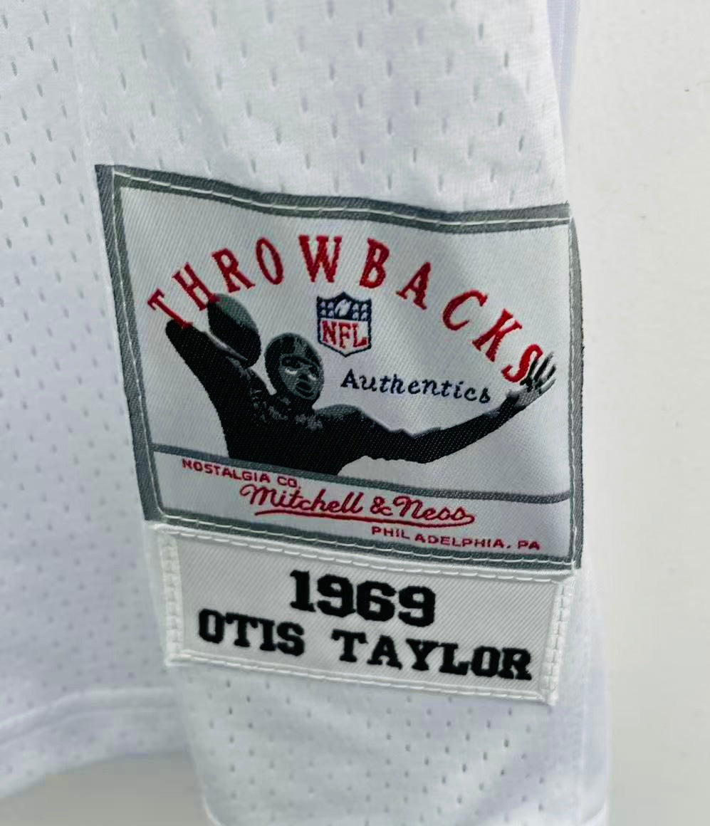 Otis Taylor 1969 Kansas City Chiefs NFL Mitchell & Ness product image 3
