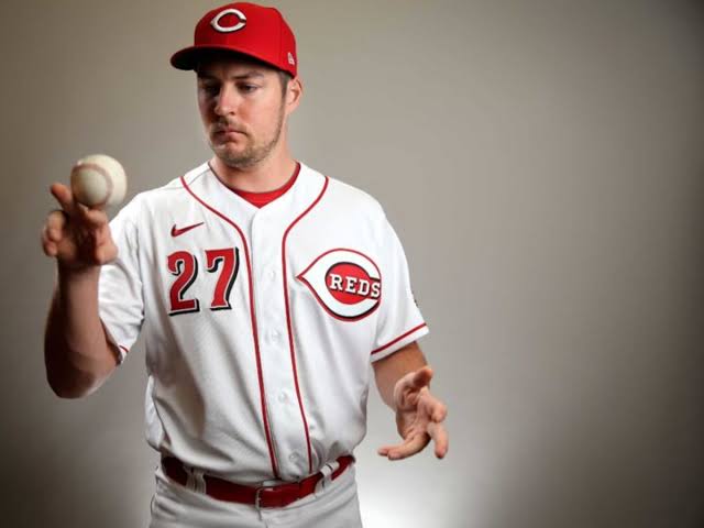 Trevor Bauer Cincinnati Reds Official MLB Nike jersey product image 3