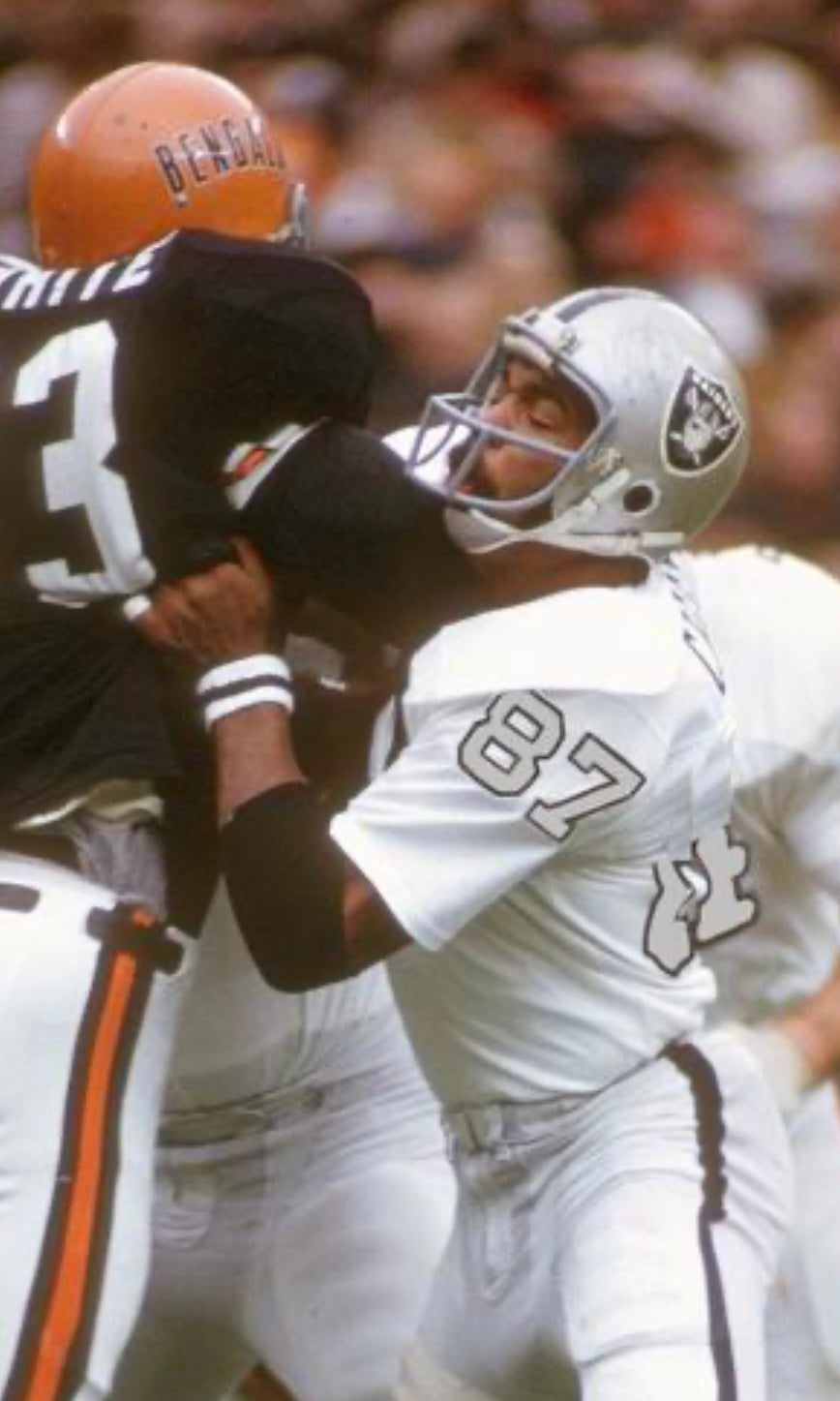 Raymond Chester 1970 Oakland Raiders Mitchell & Ness Jersey product image 3